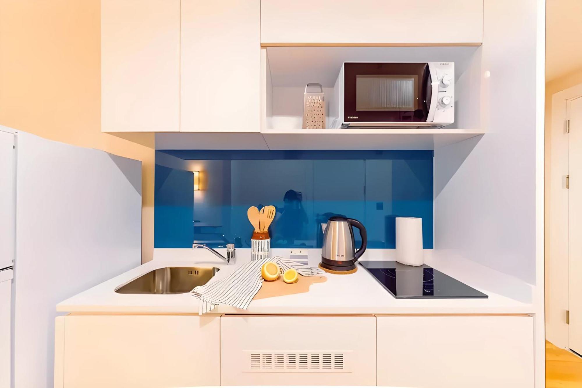 Luxury Orbi City Sea View Aparthotel Batum Dış mekan fotoğraf