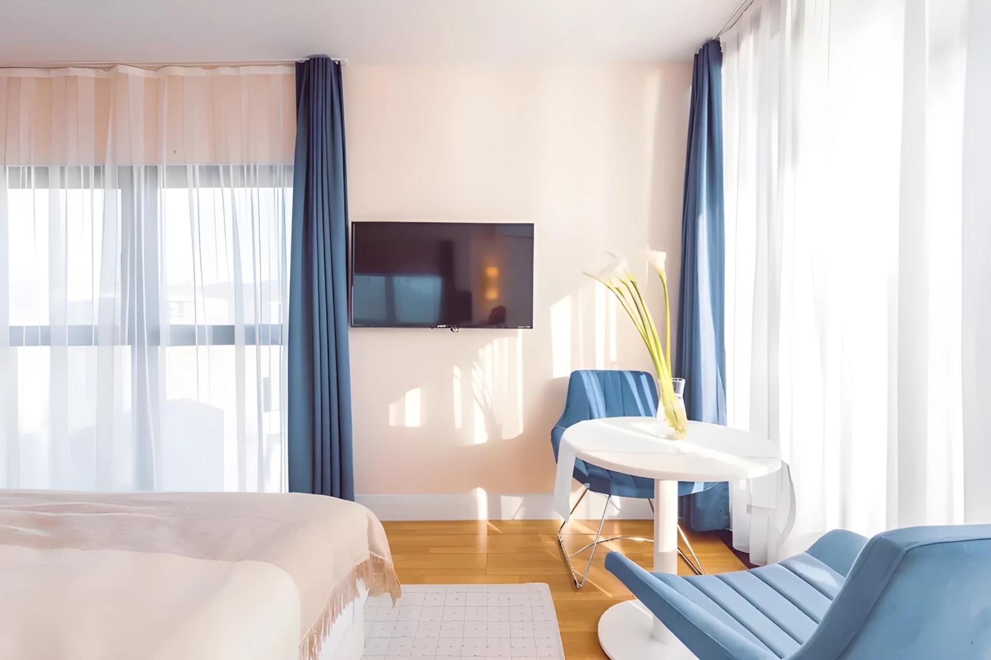 Luxury Orbi City Sea View Aparthotel Batum Dış mekan fotoğraf