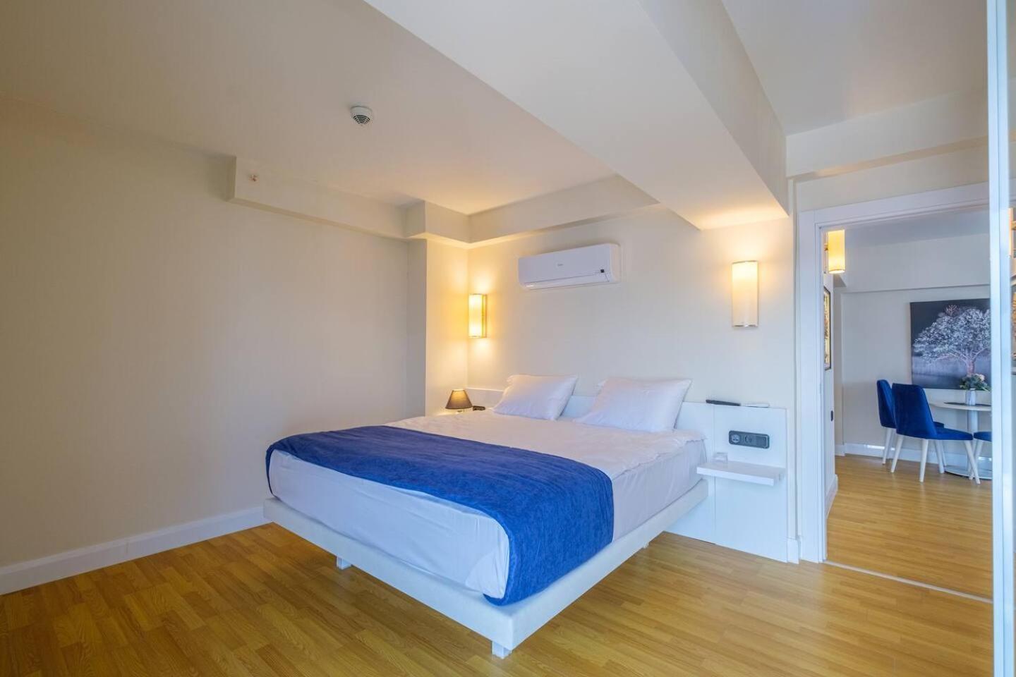 Luxury Orbi City Sea View Aparthotel Batum Dış mekan fotoğraf