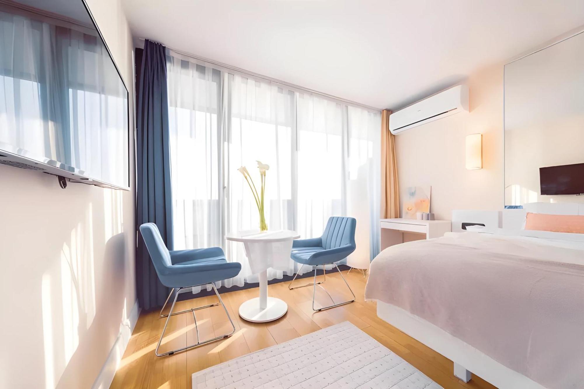 Luxury Orbi City Sea View Aparthotel Batum Dış mekan fotoğraf